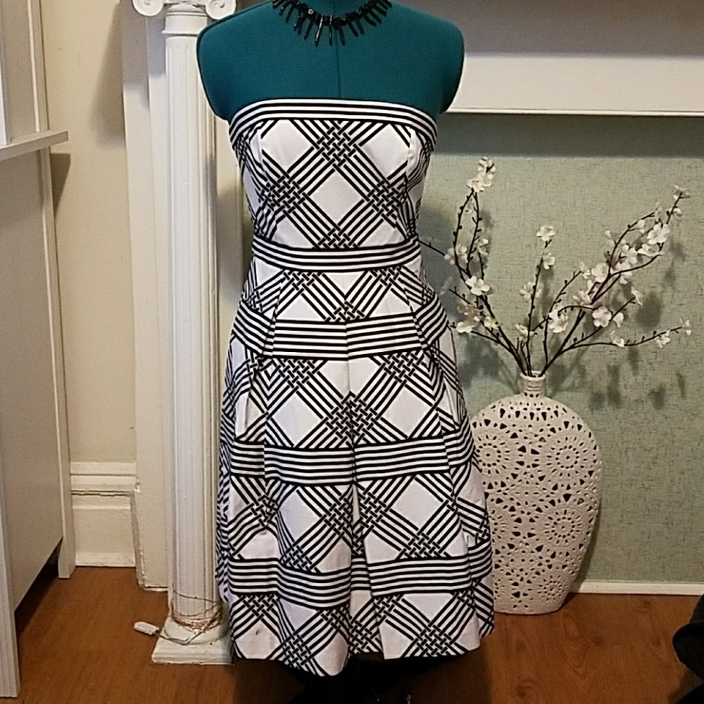 WHBM Strapless Dress